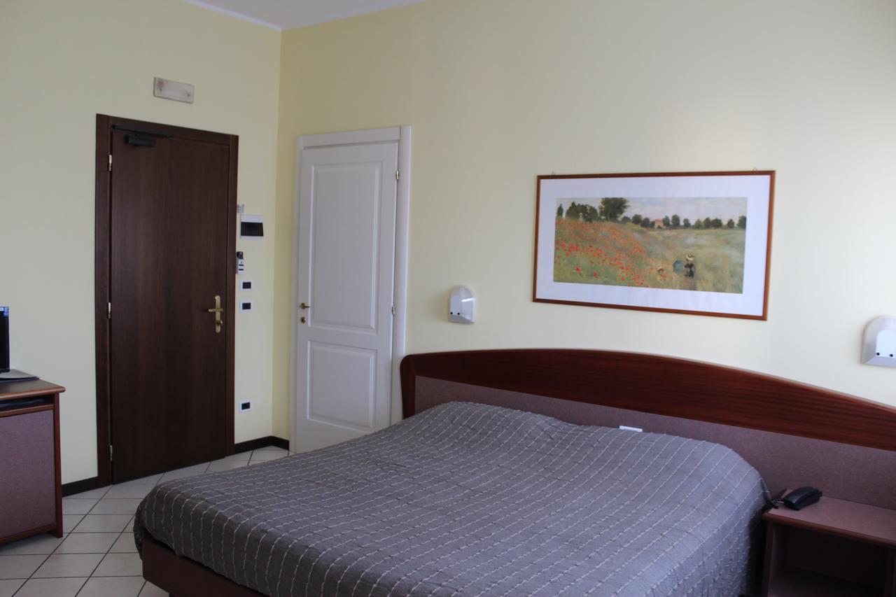 Albergo Sirena Bazzano Екстер'єр фото
