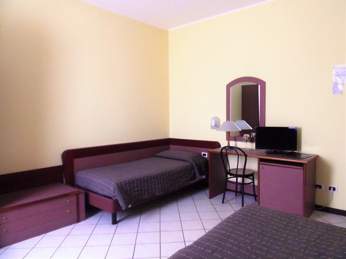 Albergo Sirena Bazzano Екстер'єр фото