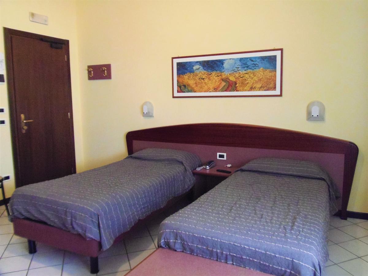 Albergo Sirena Bazzano Екстер'єр фото