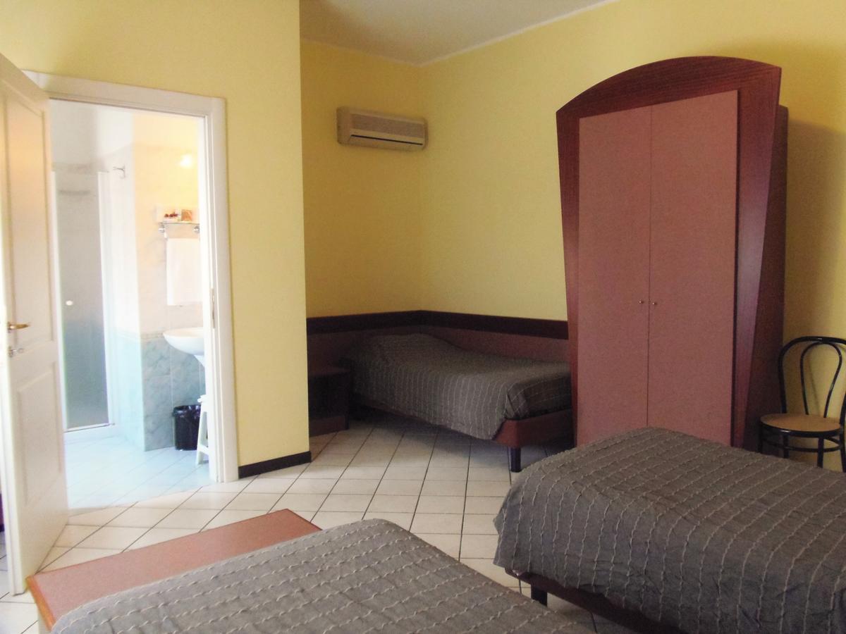 Albergo Sirena Bazzano Екстер'єр фото