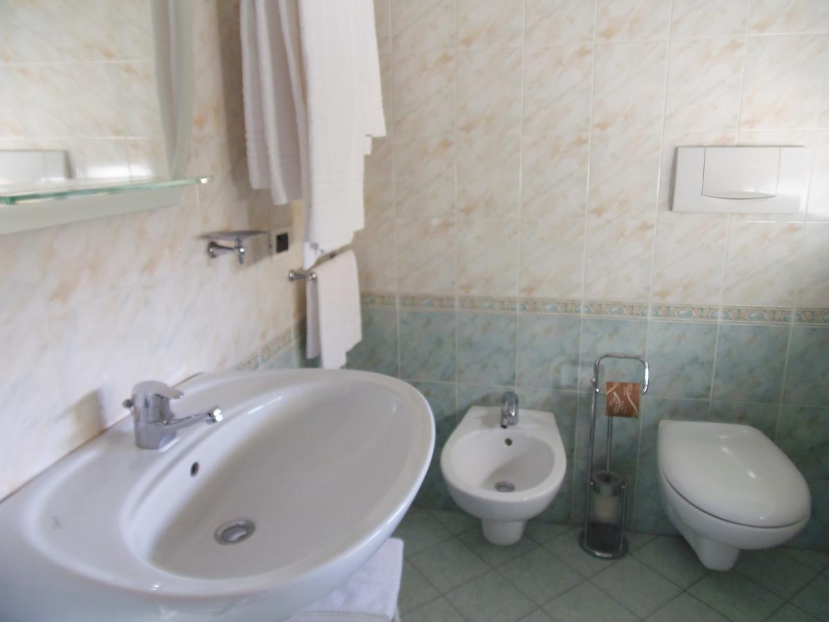 Albergo Sirena Bazzano Екстер'єр фото